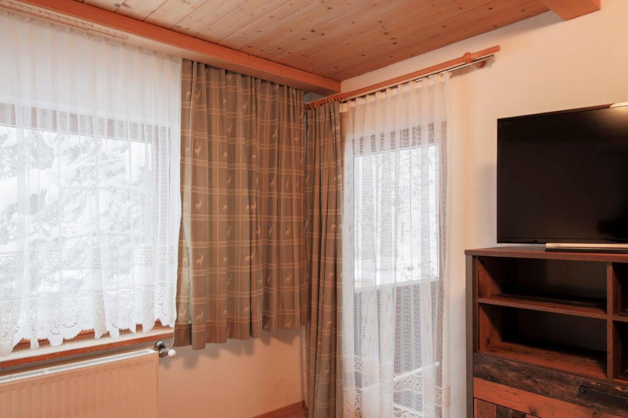 Gaestehaus Strauss Seefeld in Tirol Esterno foto